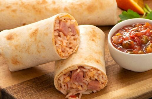 breakfast-burritos-with-salsa-and-white-rice
