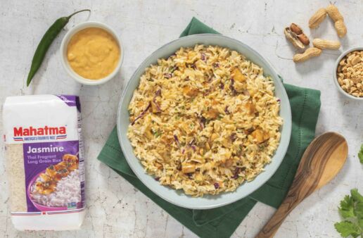 spicy-chicken-and-rice-salad-with-thai-peanut-dressing-and-jasmine-rice