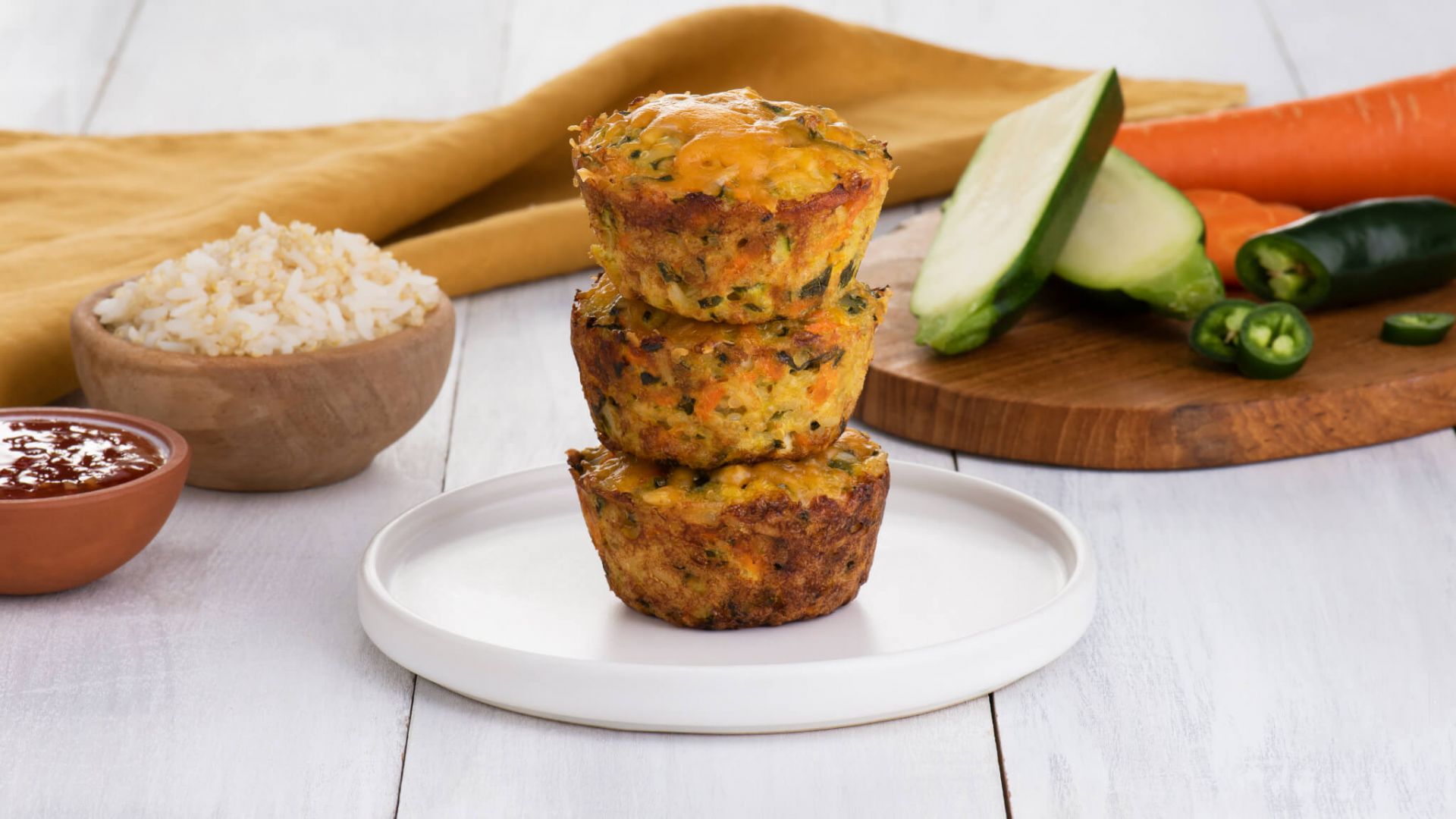Cakes de vegetales y arroz jazmín con quinoa