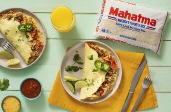 Stuffed-omelet-with-mexican-rice-and-chorizo