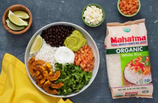 Taco-rice-bowl-with-roasted-squash-black-beans-guacamole-and-lettuce