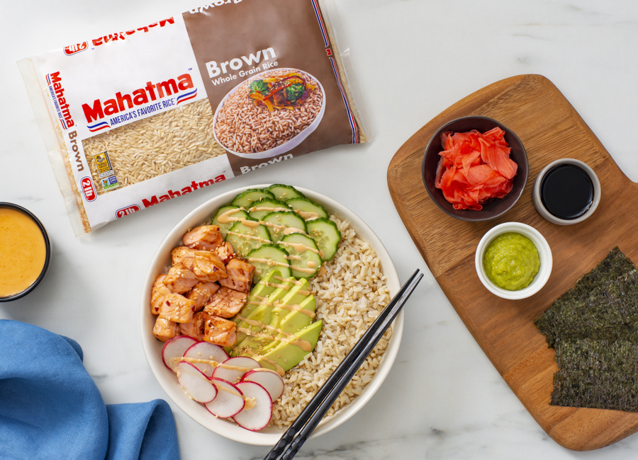 spicy salmon and brown rice bowl with avocado